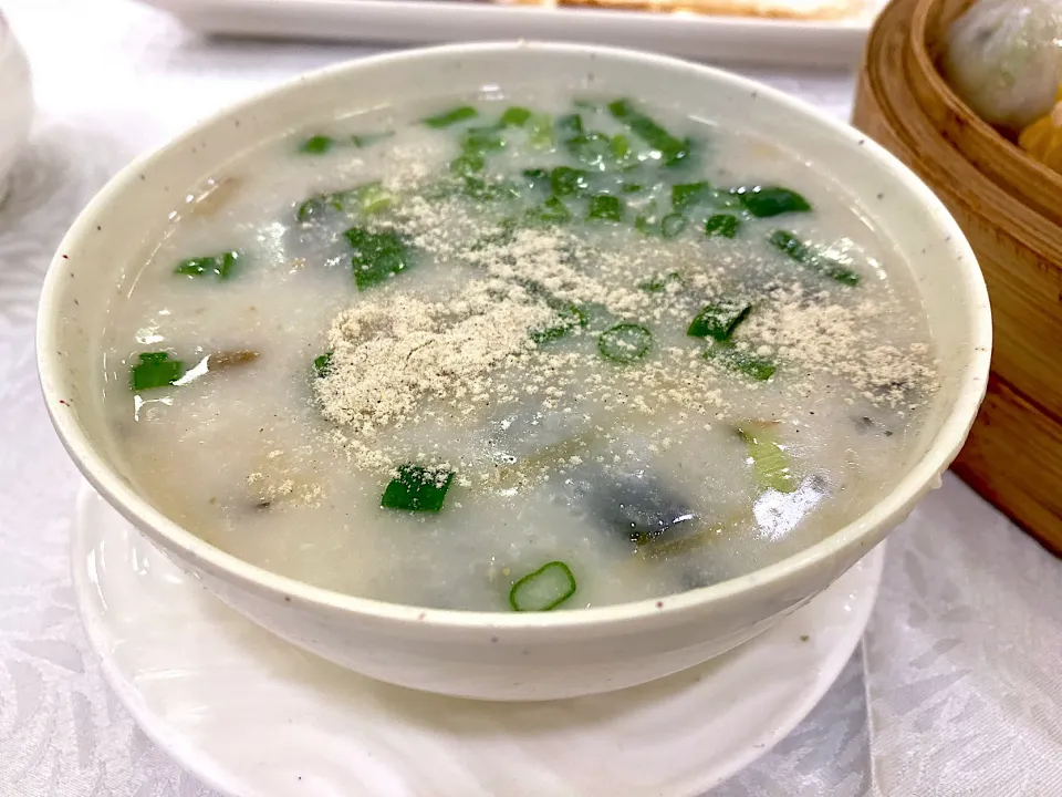 Pork and preserved egg congee|skyblueさん