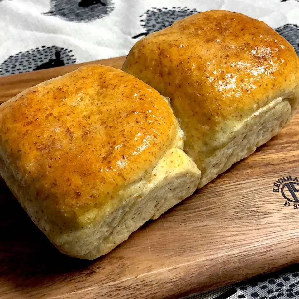 初めてのライ麦入りミニ食パン🍞|かおさん