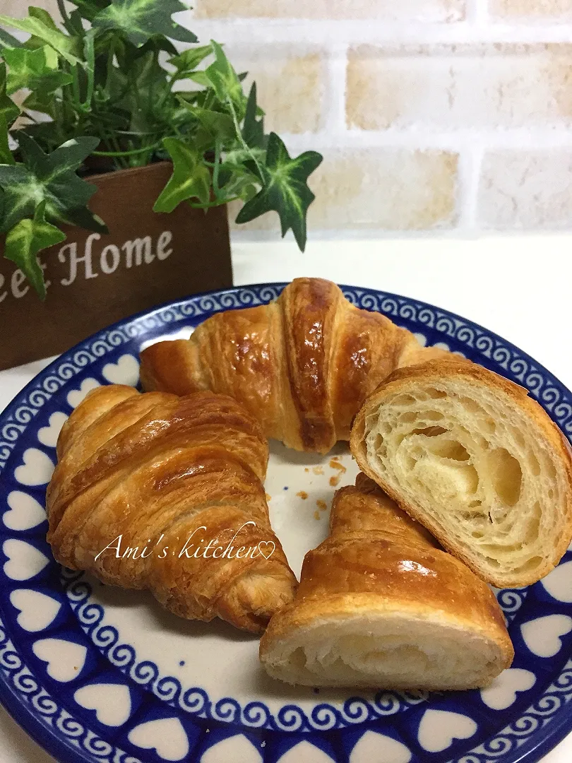 Snapdishの料理写真:久しぶりのクロワッサン😅🥐|あみさん