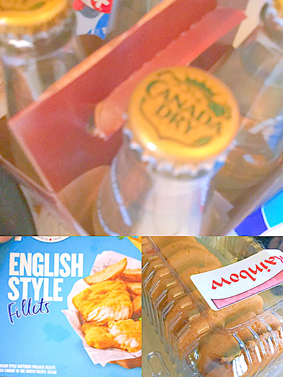 Snapdishの料理写真:I got new Canada Dry premium and new fish and chips style and a rainbow cookies|ninja kittyさん