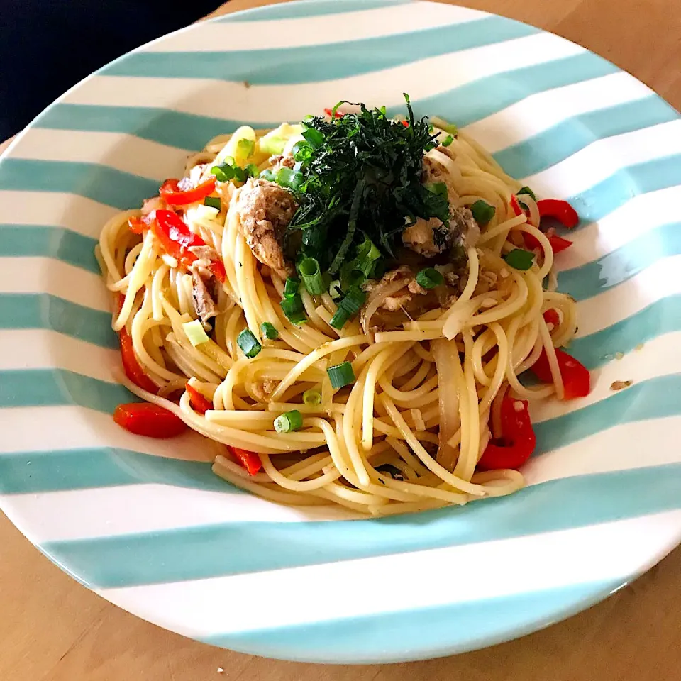 鯖缶とパプリカのパスタ|こまおさん