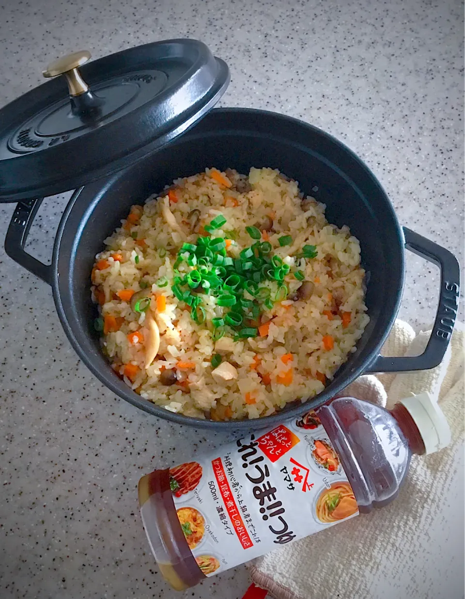 これうまつゆで炊き込みご飯😆❤️|おーやんさん