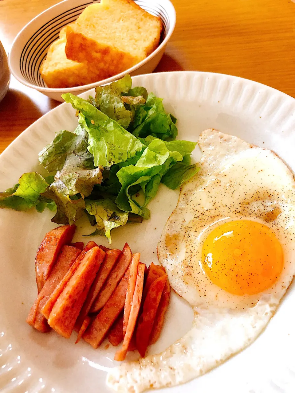 Snapdishの料理写真:休日朝ごはん|Yuiさん