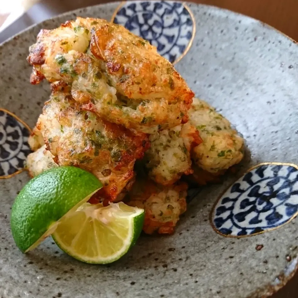 七海さんの料理 長いもの落とし揚げとスペインの白🥂🇪🇸#家飲み部|とだともさん