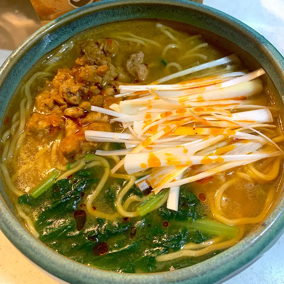 Snapdishの料理写真:煮込み坦々麺|りんりんさん