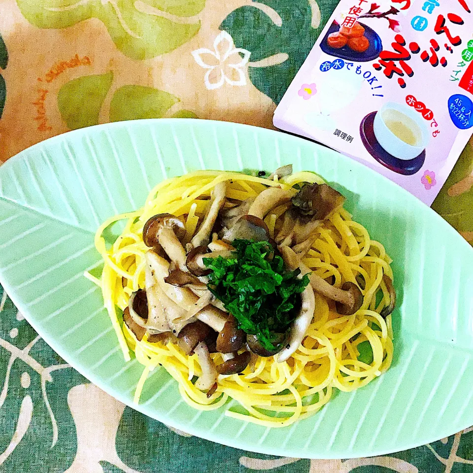 Snapdishの料理写真:🍄こんぶ茶でキノコの和風パスタ🍄|ぷうさんさん