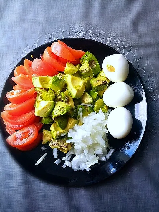 Snapdishの料理写真:Simple salad|kadijatuさん