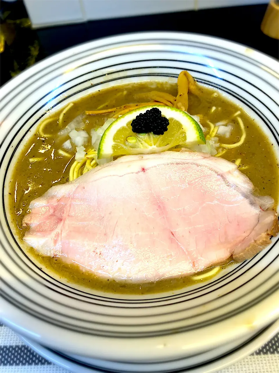 鳥と煮干しのラーメン|あるじさん