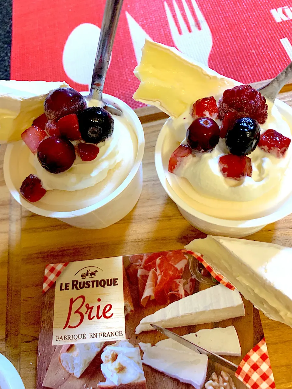 ＬE RUSTIQUE  Brie 入りアイスクリーム|シュトママさん