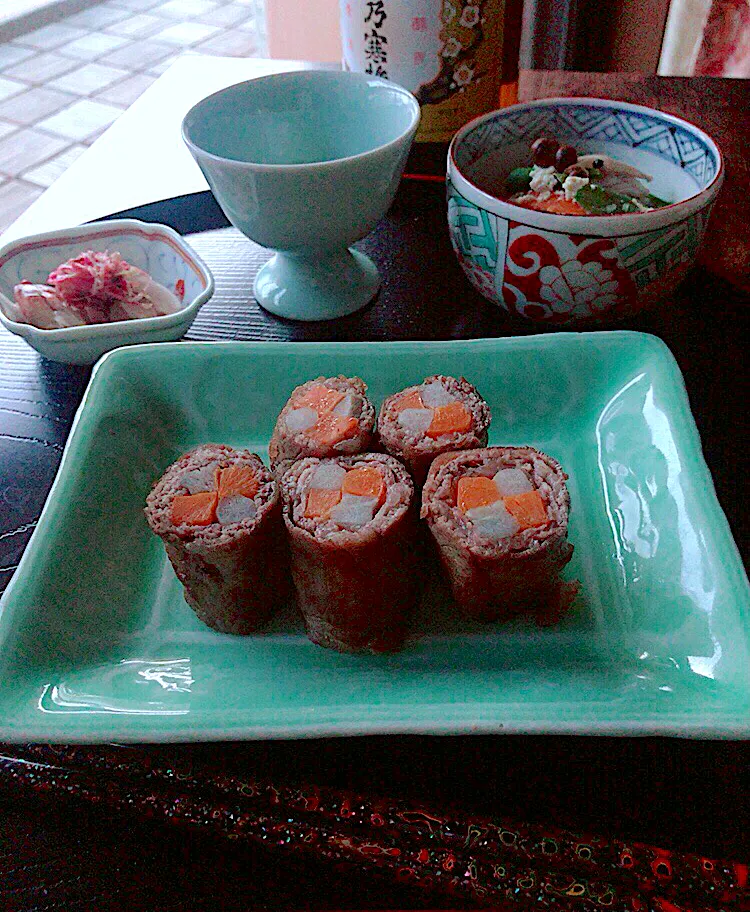 Snapdishの料理写真:牛肉の八幡巻と白和えの夕ご飯|とんちんさん