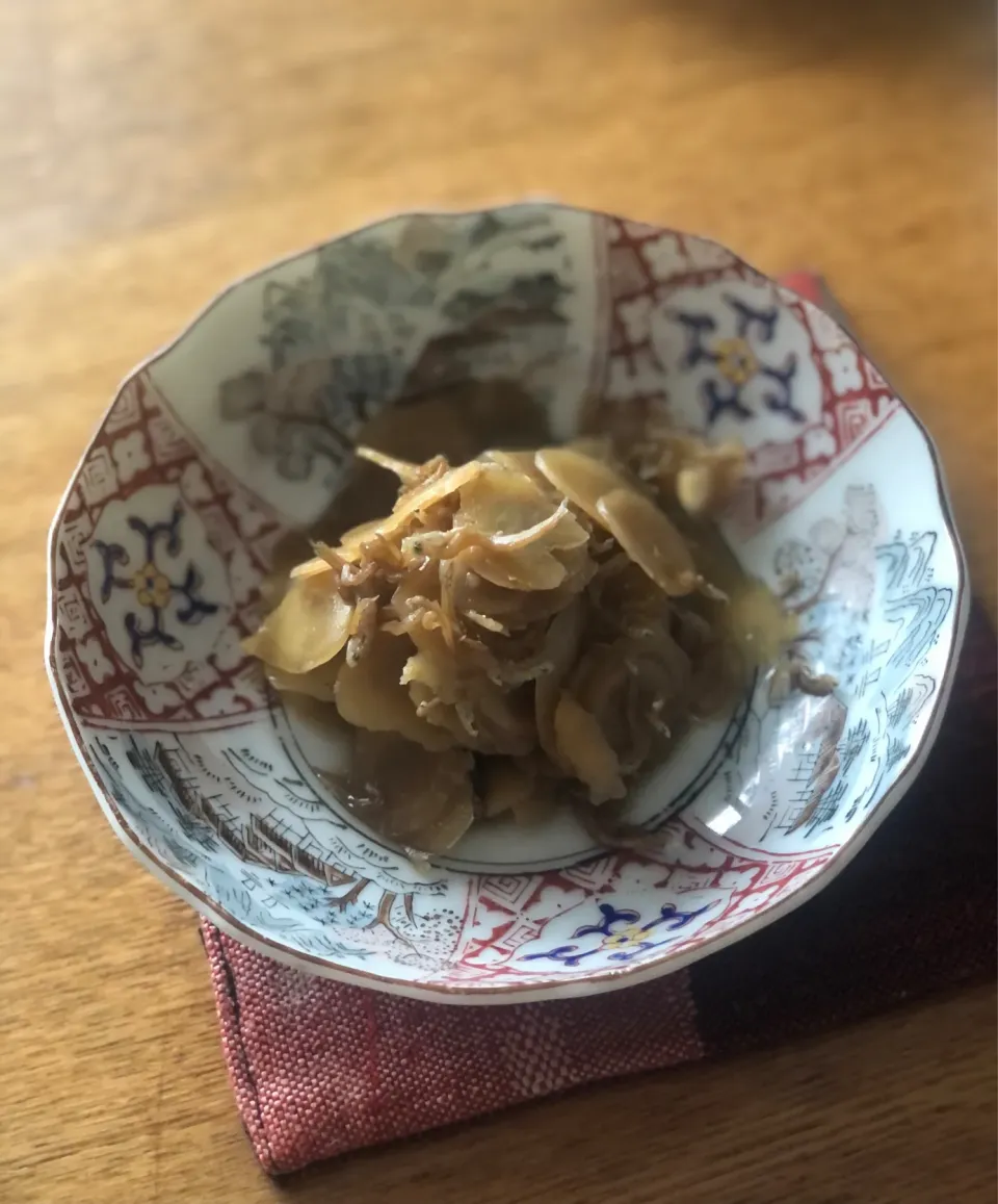 秋の新生姜とジャコ煮|のぶさん🍒💕☺️おうちごはんさん