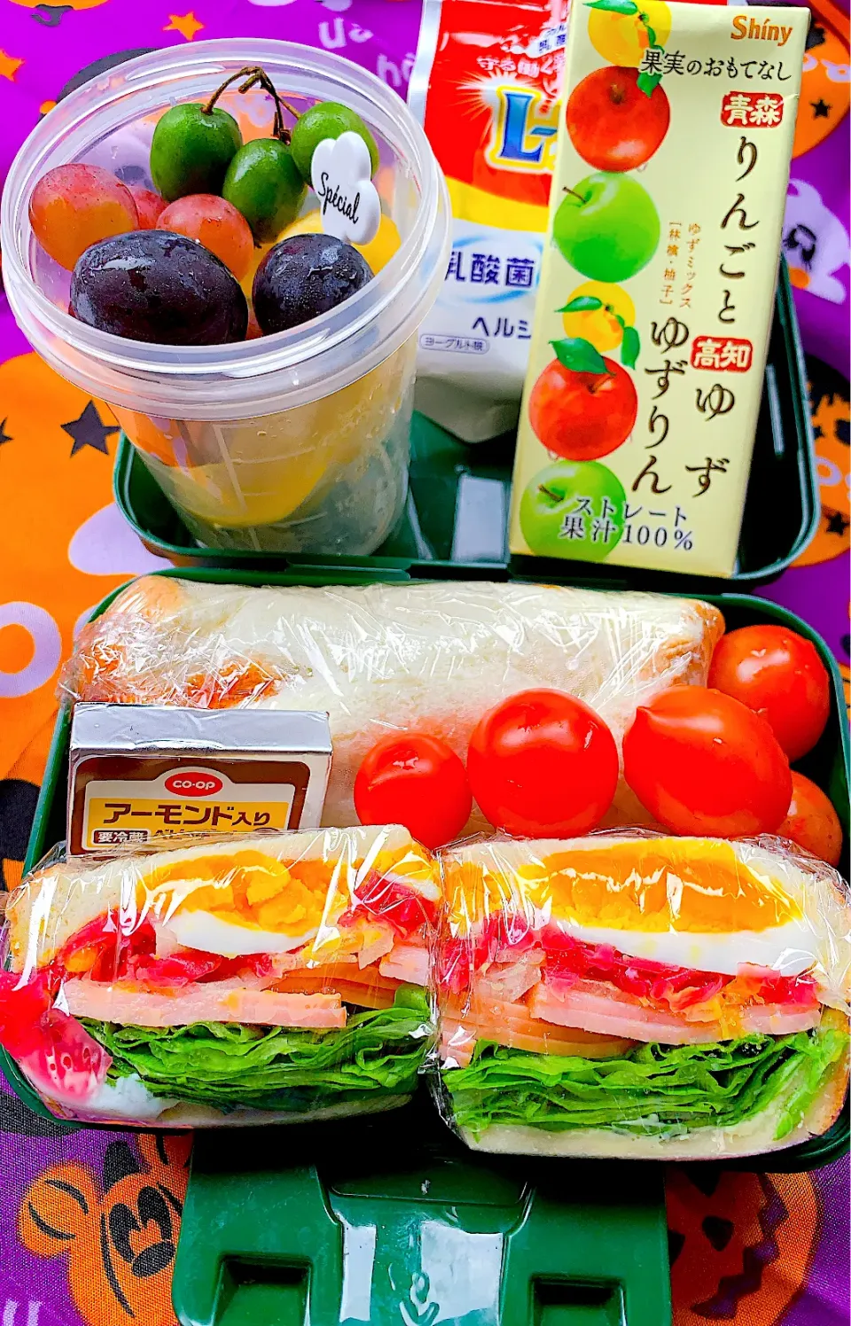 #お父さん弁当　#sandwich #サンドイッチ弁当　#デザートはぶどう　#秋の果物🍇🍎|Blueberry🫐さん