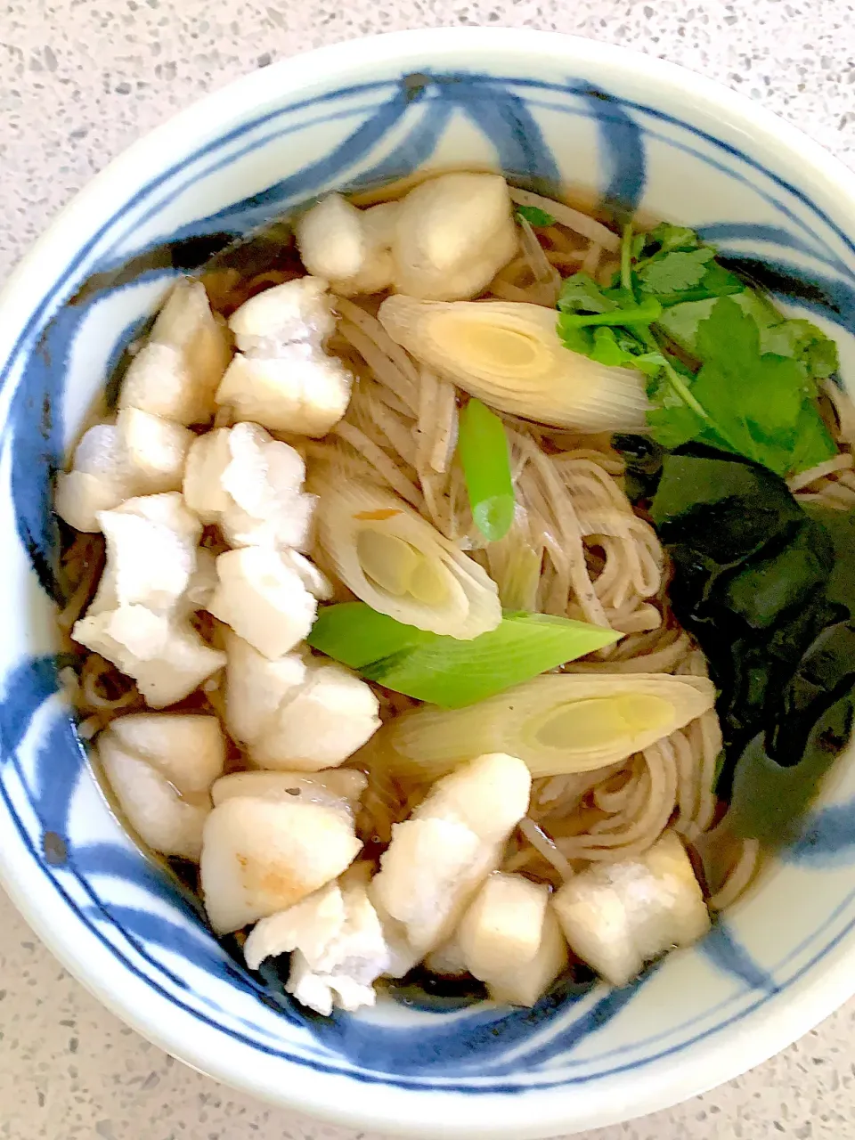 あられ餅入り　かけ蕎麦^o^|Lucky克子ちゃんさん