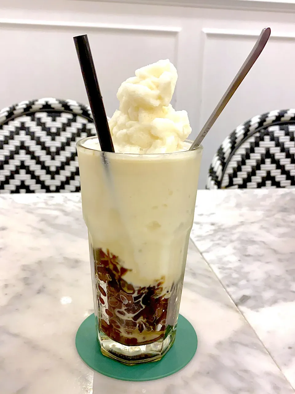 Coconut shake with red bean and glass jelly|sarahさん