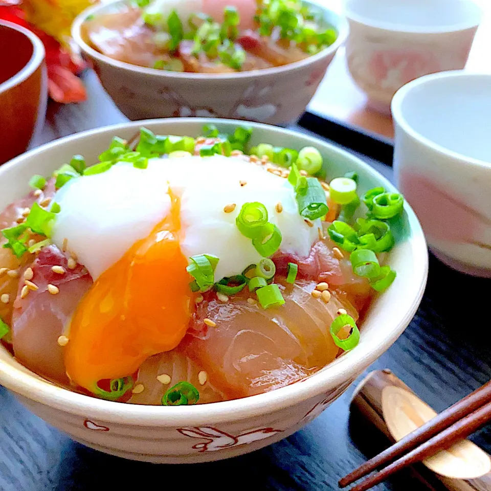 Snapdishの料理写真:かんぱちローズの漬け丼|@panna_cotta.703さん