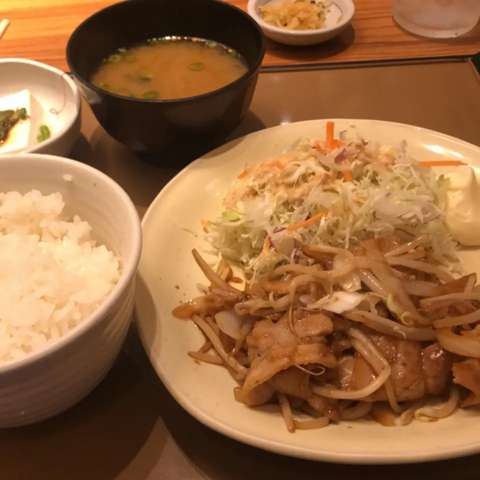 生姜焼き定食　ナゲット、クーポンサービス　＃やよい軒|Hajime Sakaiさん