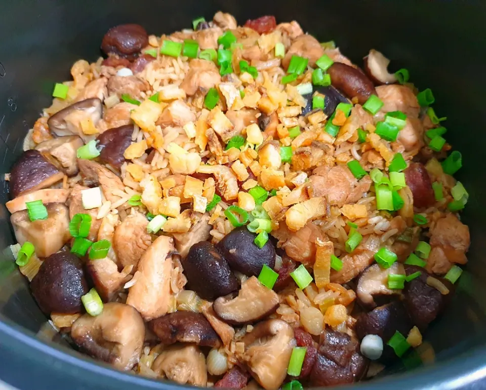 envymaqueen's dish Claypot Chicken Rice|envymaqueenさん