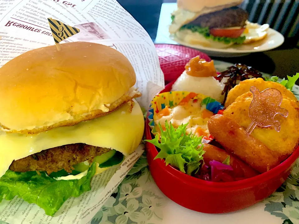 【中1男子弁当】手作りハンバーガー🍔|まりっぺさん