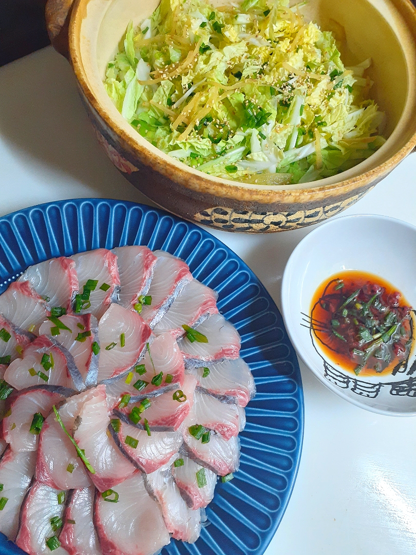 カンパチしゃぶしゃぶ 昨日食べてみて他の食べ方を考えてみました 子供はめんつゆで食べてました 大好評でした ｼｮｺﾗ Snapdish スナップディッシュ Id Bfr4oa