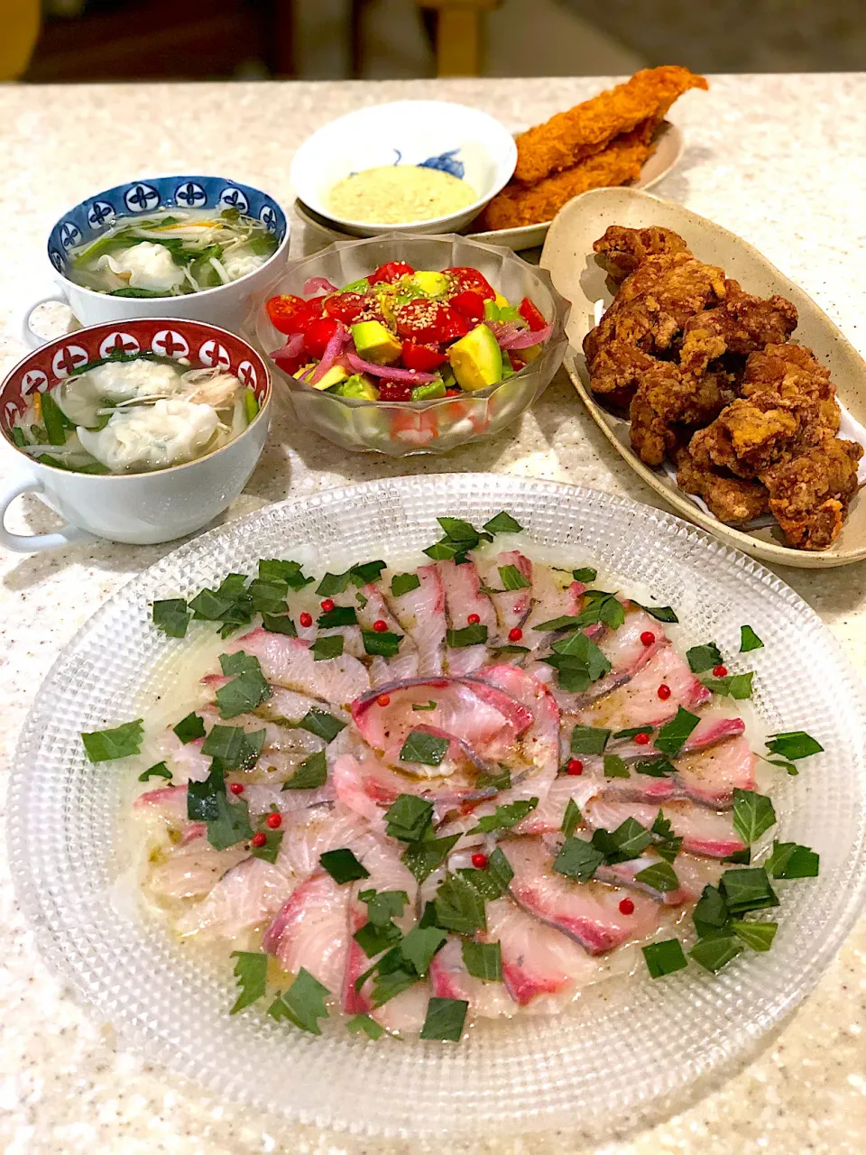 かんぱちローズのカルパッチョ！竜田揚げ！エビフライ🍤！水餃子🥟🍲soup！|Mayumiさん