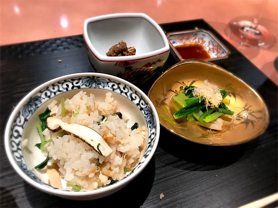 Snapdishの料理写真:松茸ご飯と牛肉の時雨煮|もうちゃんさん