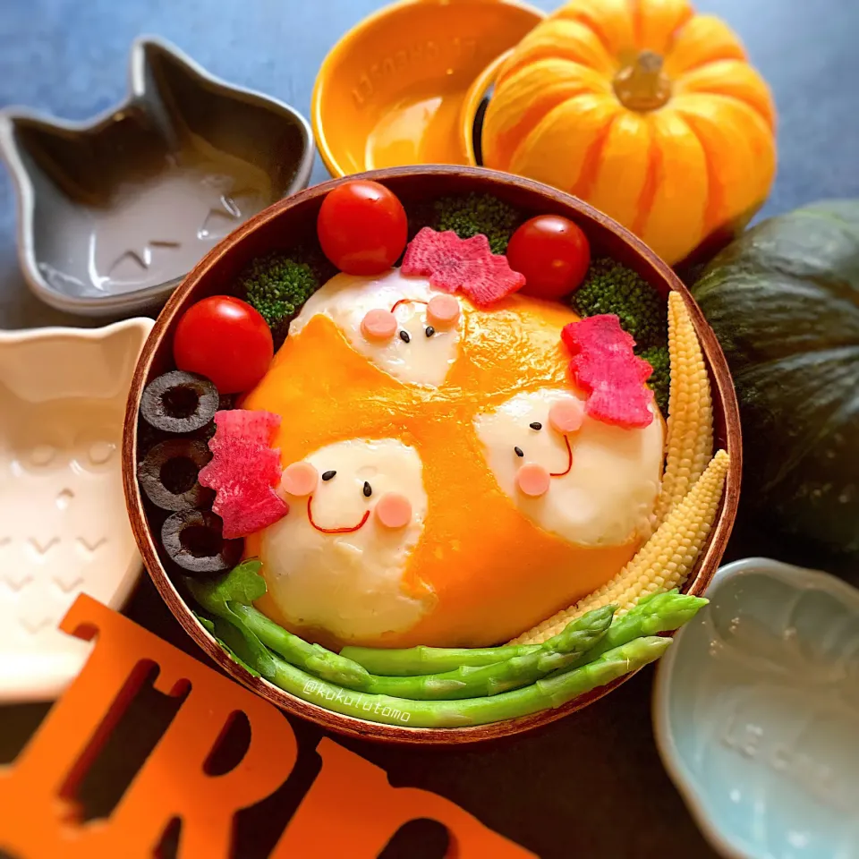 ハロウィンオムライス弁当👻🎃👻|kukulutomo ❁𓎪 ⡱𓎩‎𐩢𐩺𓎪 ⡱さん