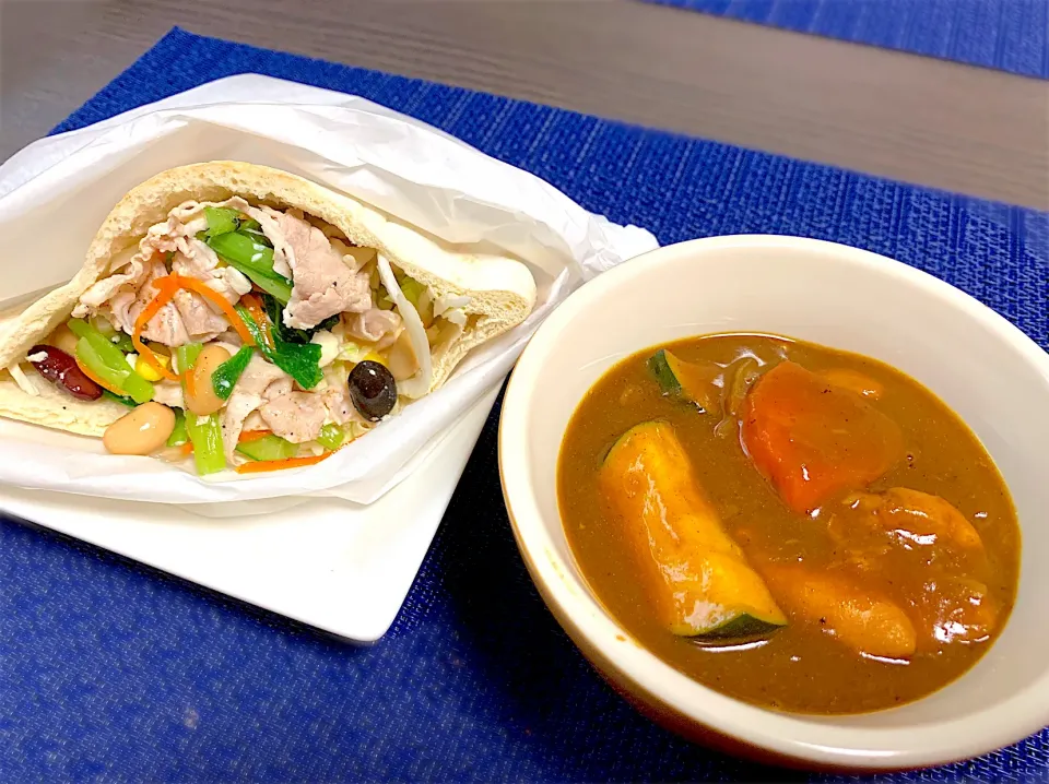 豚ロースの豆まめピタパンとデミカレー。|ゆっちこさん