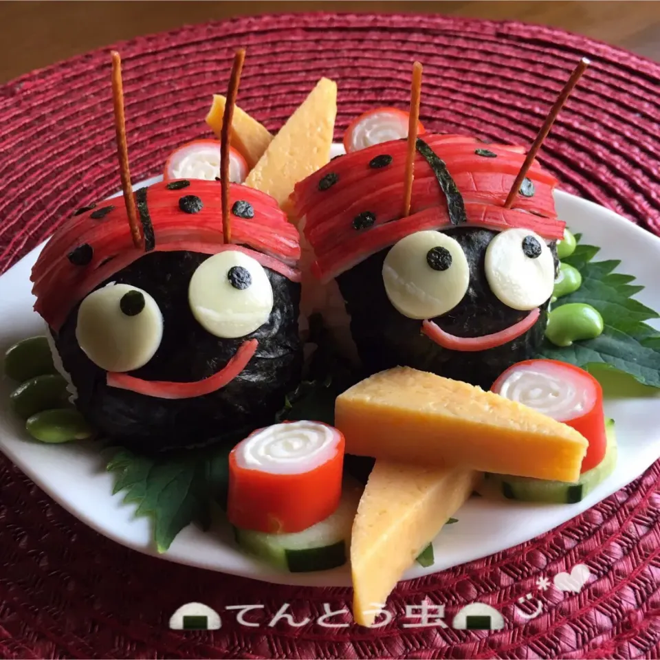 Snapdishの料理写真:てんとう虫の🍙|ぽぽさん