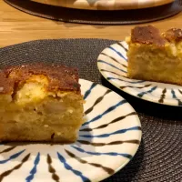 Snapdishの料理写真:キャラメルりんごのパウンドケーキ🍎|じょんさん