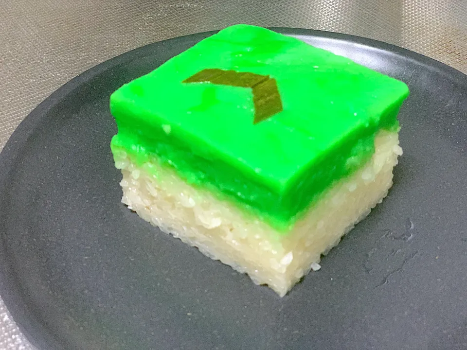 Snapdishの料理写真:Kue talam sarikaya|yeni kartikasariさん