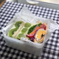 Snapdishの料理写真:サンドイッチ弁当|mizkuroさん