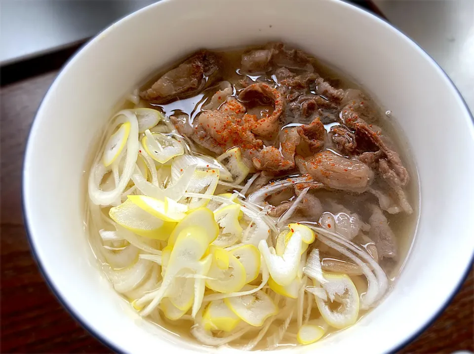 お昼ごはん。讃岐肉うどん。|yukiさん