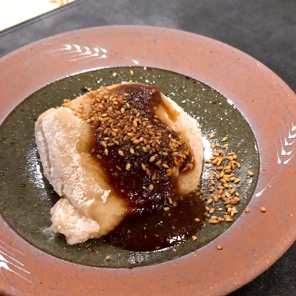 名物・焼き胡麻豆腐|Tomoe Kanasashiさん