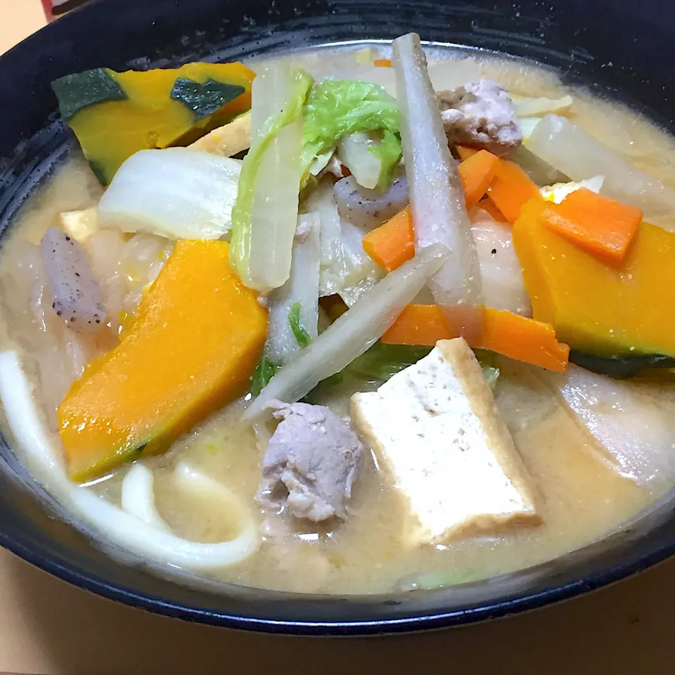 単身赴任中の男飯(ほうとう風うどん)|おおもりの星さん