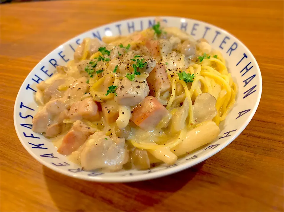 具材たっぷり！クリームパスタ|ふくすけ食堂さん