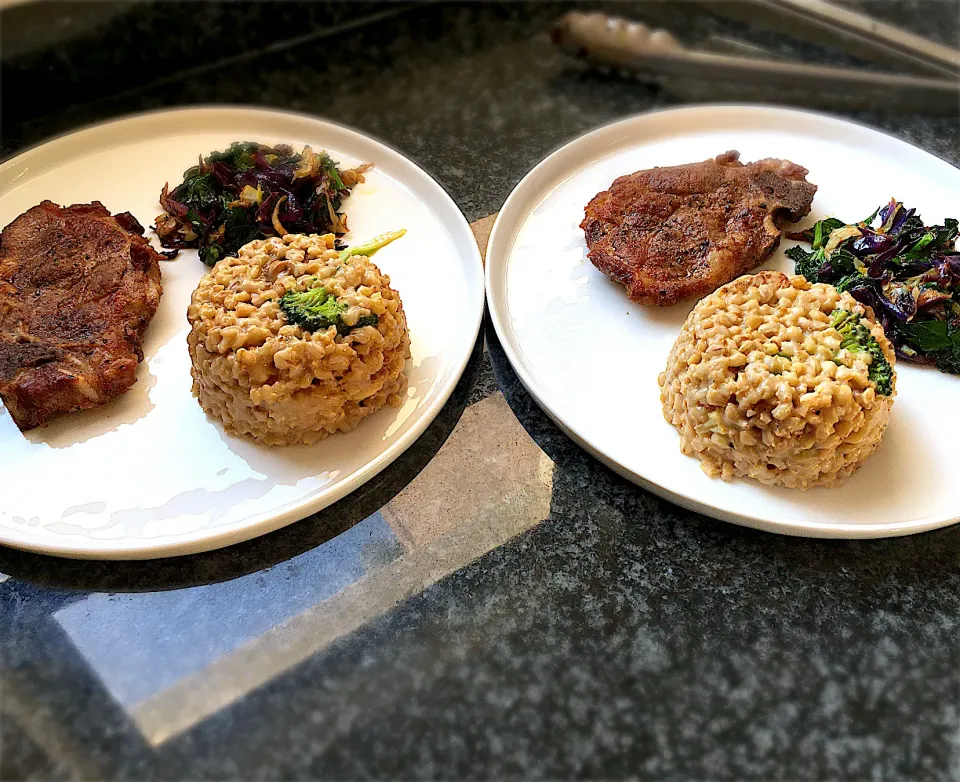 Snapdishの料理写真:Pearl Barley Risotto, Pork Spare Rib Chop with Kale&Purple Cabbage Mix|QueenMbeeさん