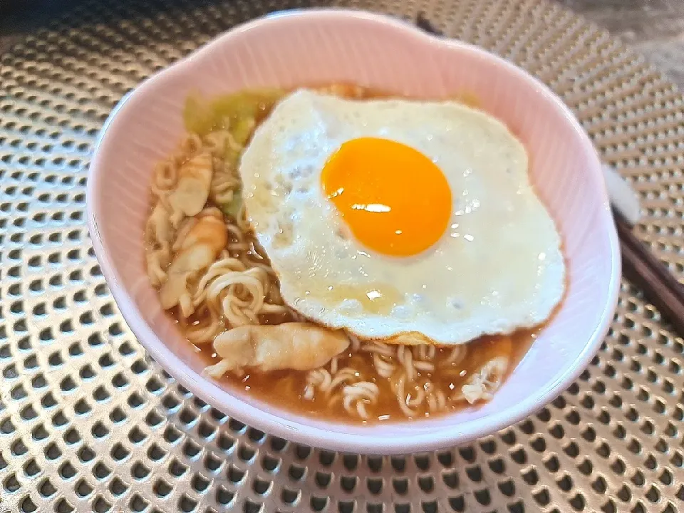 Snapdishの料理写真:nissin noodle|Catherine Lingさん