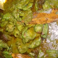 Snapdishの料理写真:GREEN CHICKEN MASALA DRY|Gayatri Kadamさん