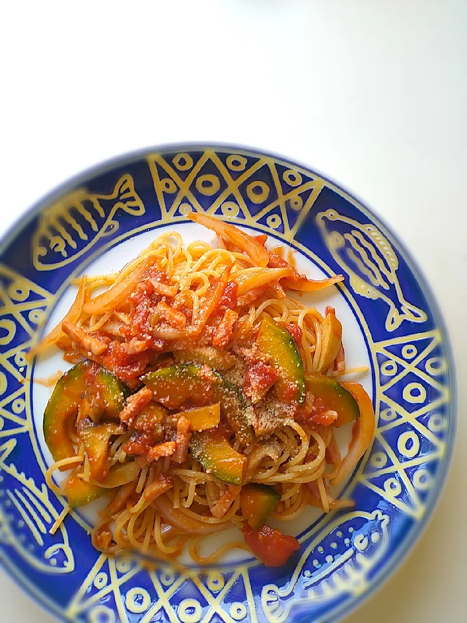 Snapdishの料理写真:トマトソースパスタ|まめころさん