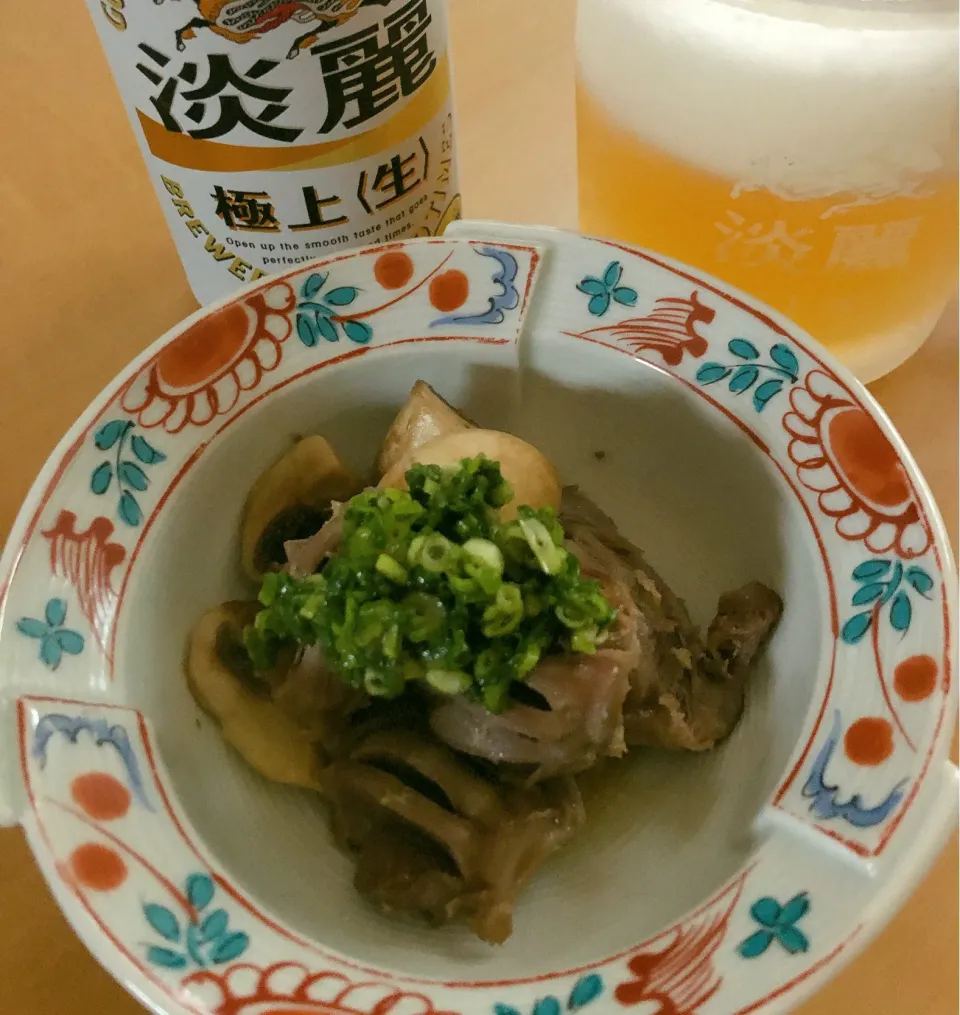 Snapdishの料理写真:砂肝炒め　ビールで乾杯|sana.ayaさん