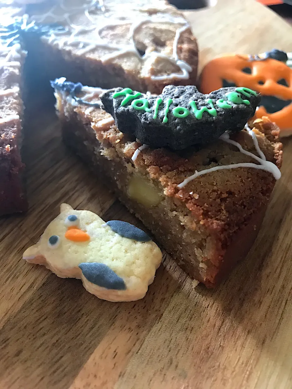 Snapdishの料理写真:栗のケーキ　カット　ハロウィン|sonokoさん