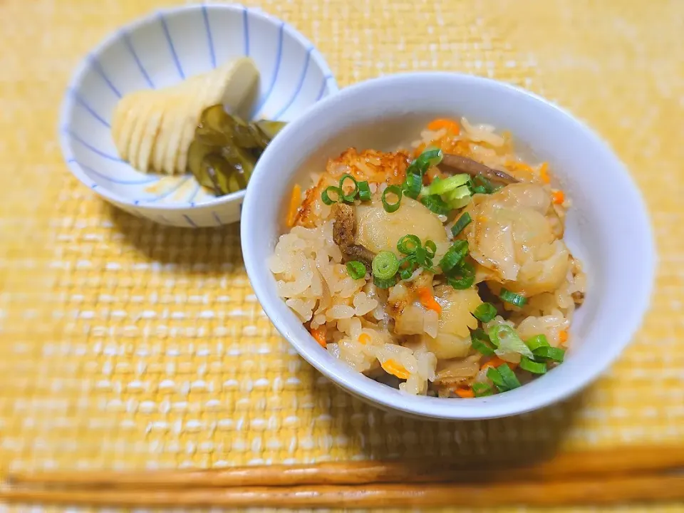 ★ちえこ食堂　其の弐★
🍚ベビーホタテの炊き込みご飯|☆Chieco☆さん