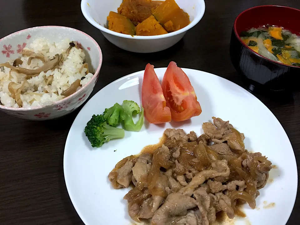 Snapdishの料理写真:10/11 豚の生姜焼き|sunrisedxさん