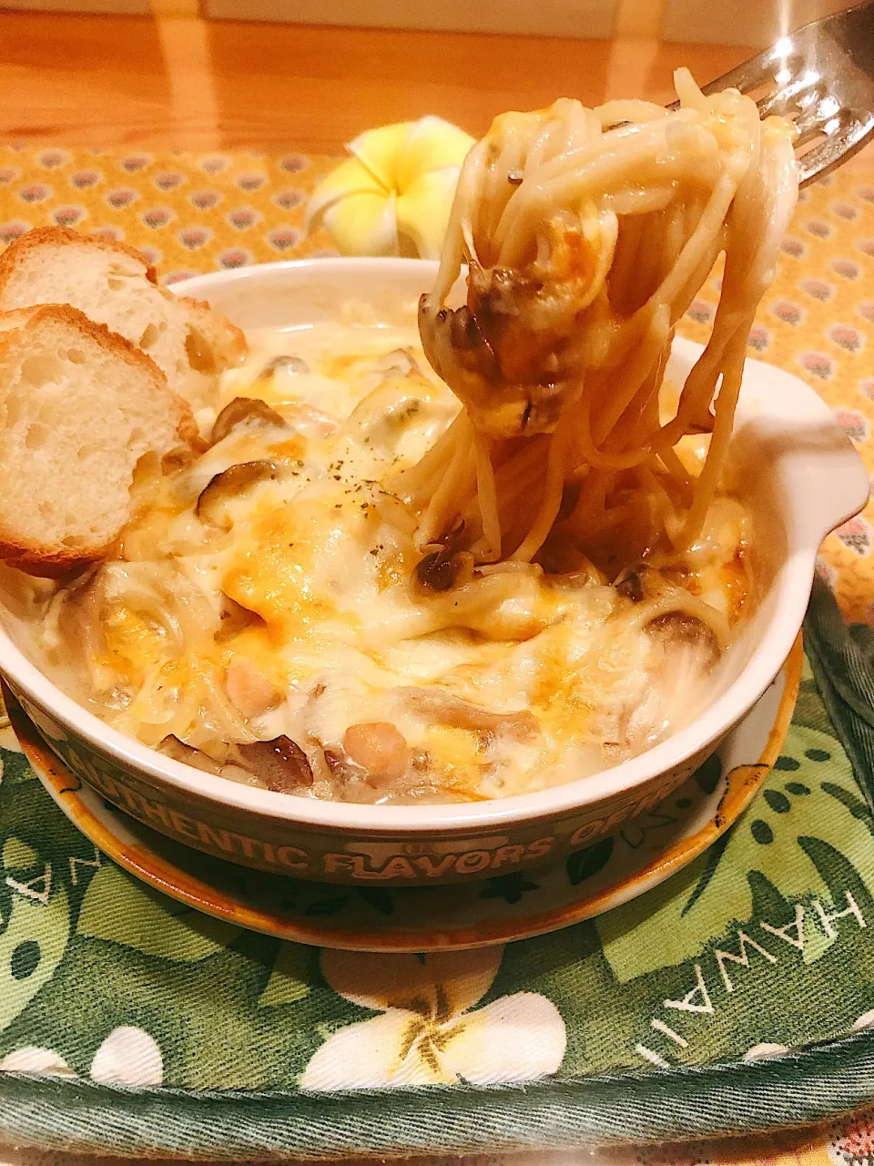 チキンドリアソースできのこのパスタグラタン|リンリンさん