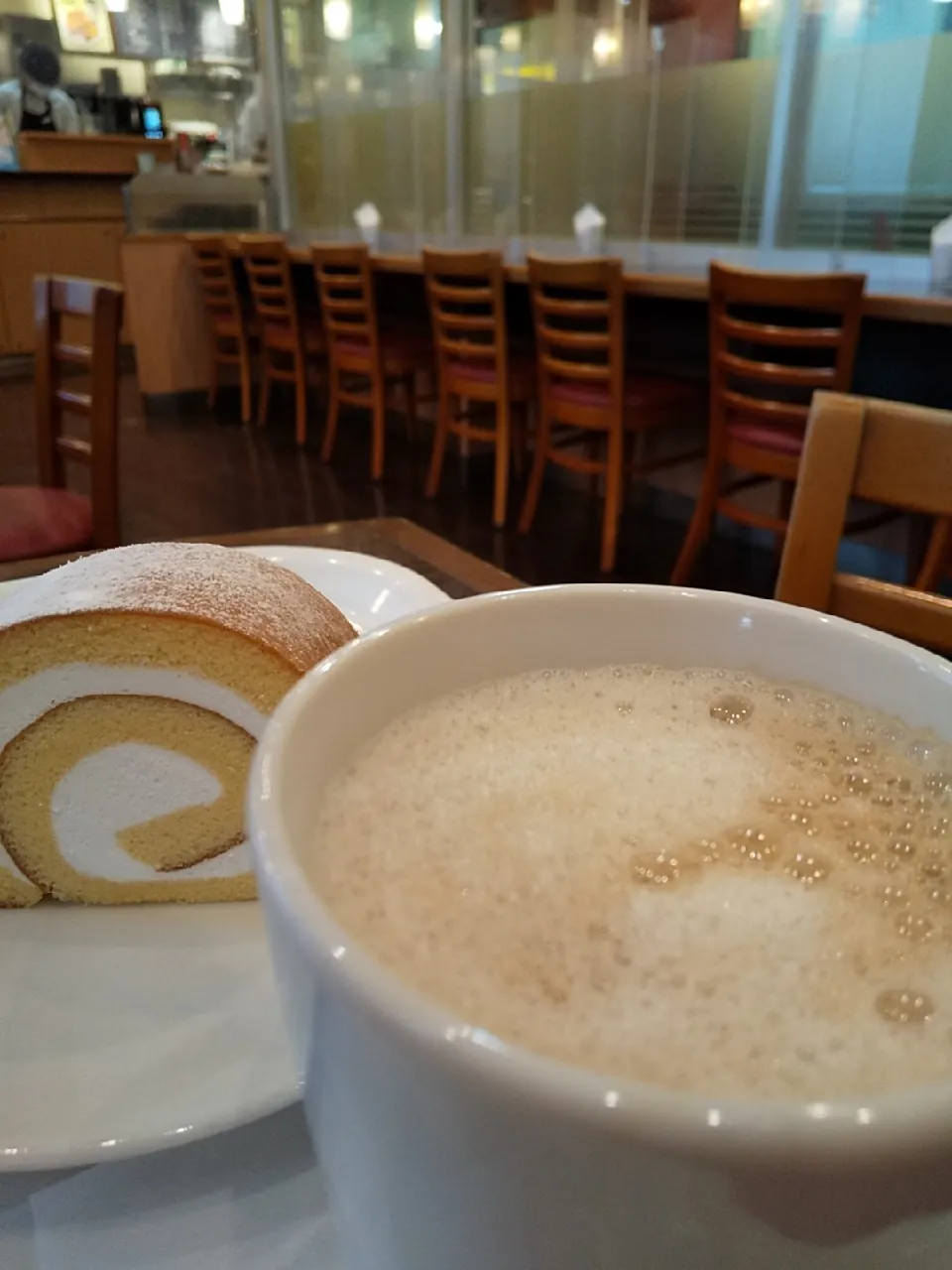 #豆乳ラテ
#米粉のロールケーキ
#BECK'S COFFEE|矢口由美さん