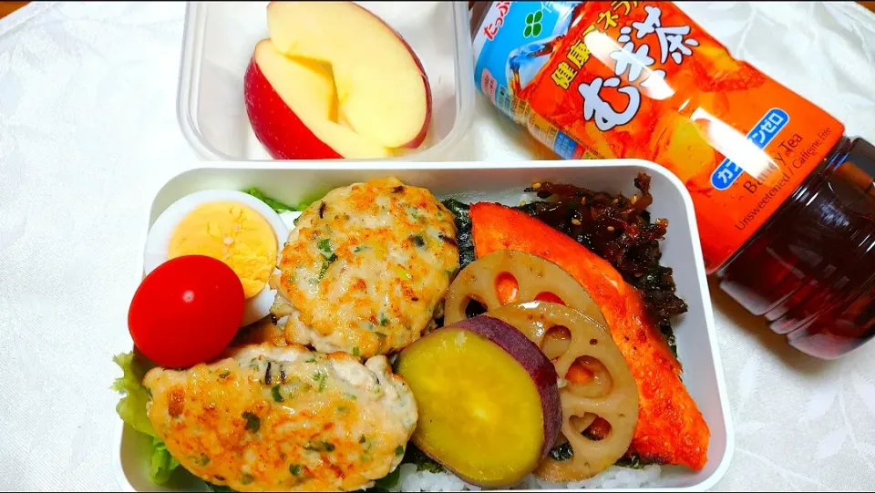 10/12のお弁当🍱
海苔弁当 ～鶏つくね～|卯月さん