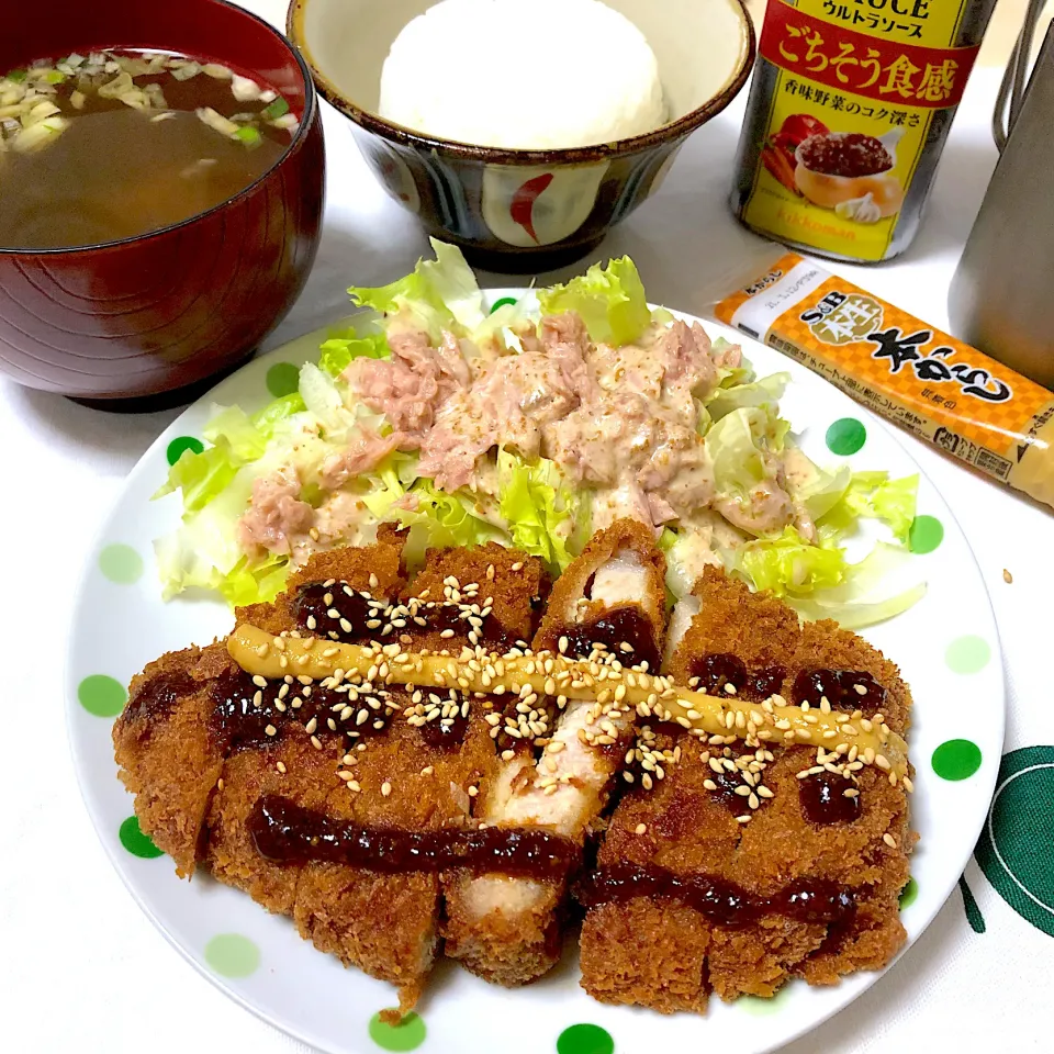 ロースカツ定食|こじゅわいさん