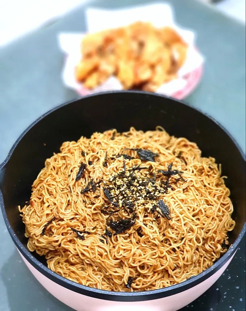 envymaqueen's dish Scallion Oil Noodles @ 葱油拌面|envymaqueenさん