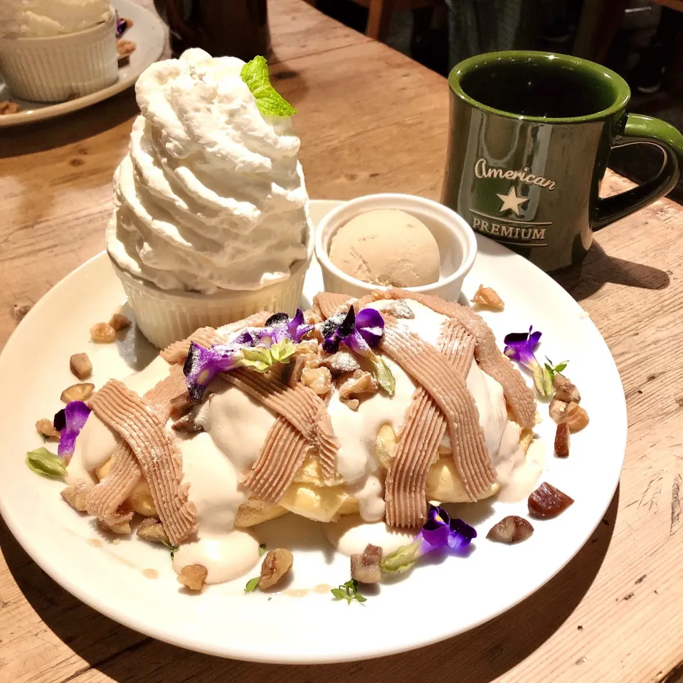 札幌ナンバー1のパンケーキ「cafe BLUE」マロンパンケーキ🌰|Happy suzumeさん