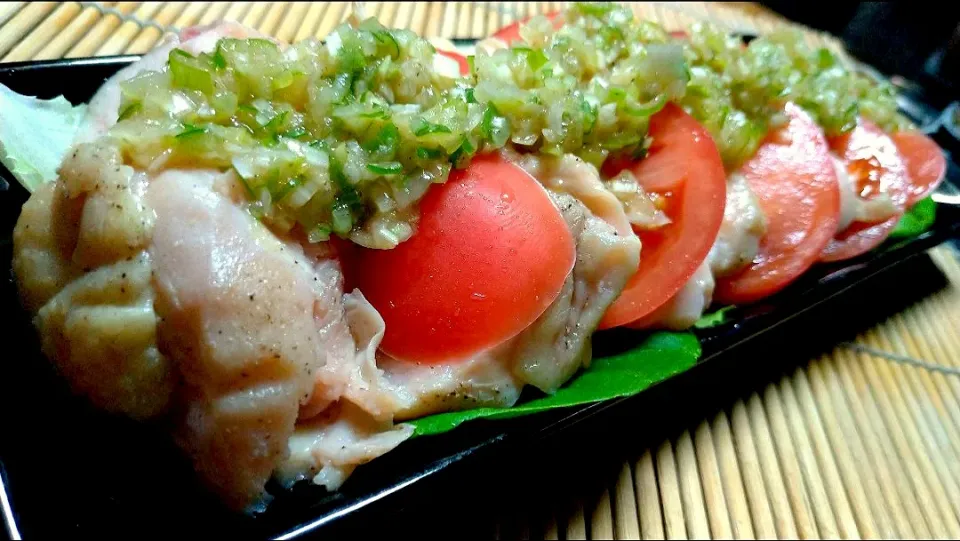 サラダチキンネギ塩盛り|ぱんだますたーさん